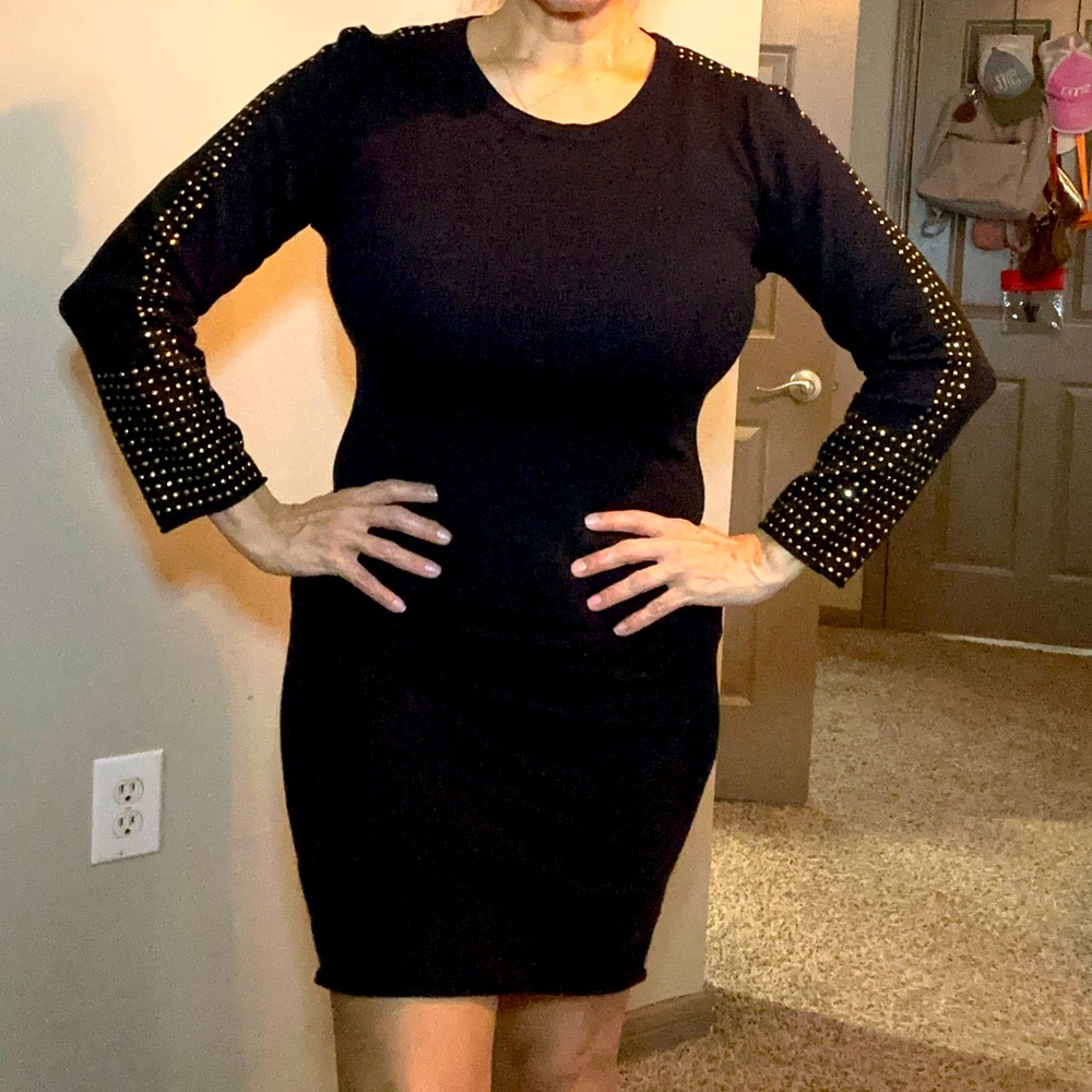 Ronni Nicole black body con embellished sleeve black sweater dress